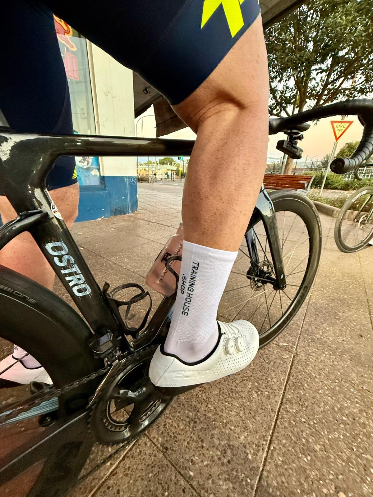 THS PERFORMANCE SOCKS